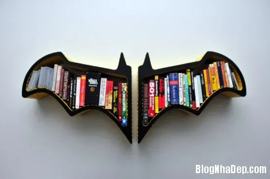 Kệ sách độc đáo cho fan của Batman