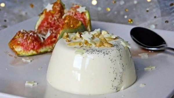 10 cách làm bánh Panna Cotta thơm ngon, chuẩn vị tại nhà