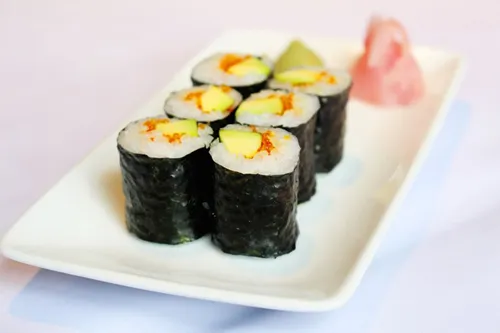 5 món sushi siêu hấp dẫn từ quả bơ