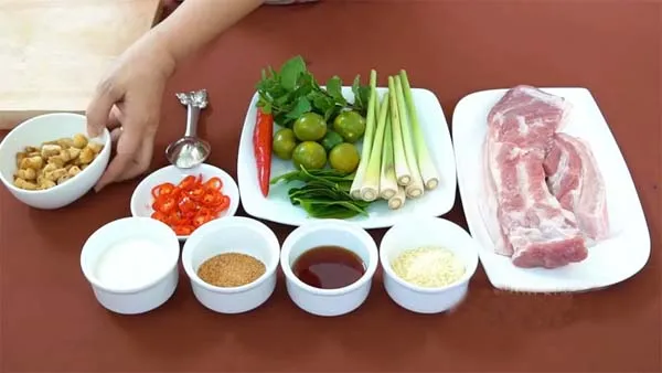 Cách làm ba chỉ nướng lắc sả tắc chua cay, lạ miệng, hấp dẫn