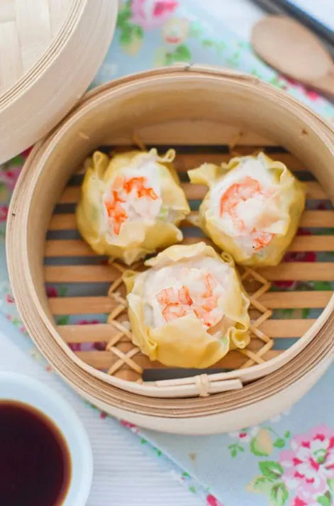 Cách làm dim sum nhân tôm thịt chuẩn vị Trung Hoa