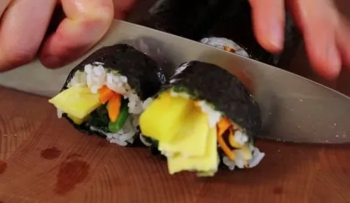 Kimbap Hàn Quốc đơn giản, tuyệt ngon