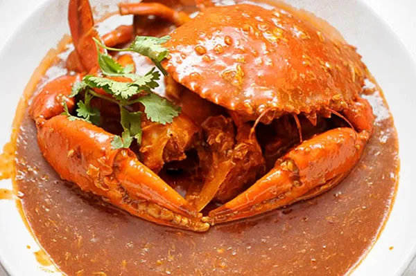 Xem cách làm chilli crab ngon “thần sầu” của Singapore